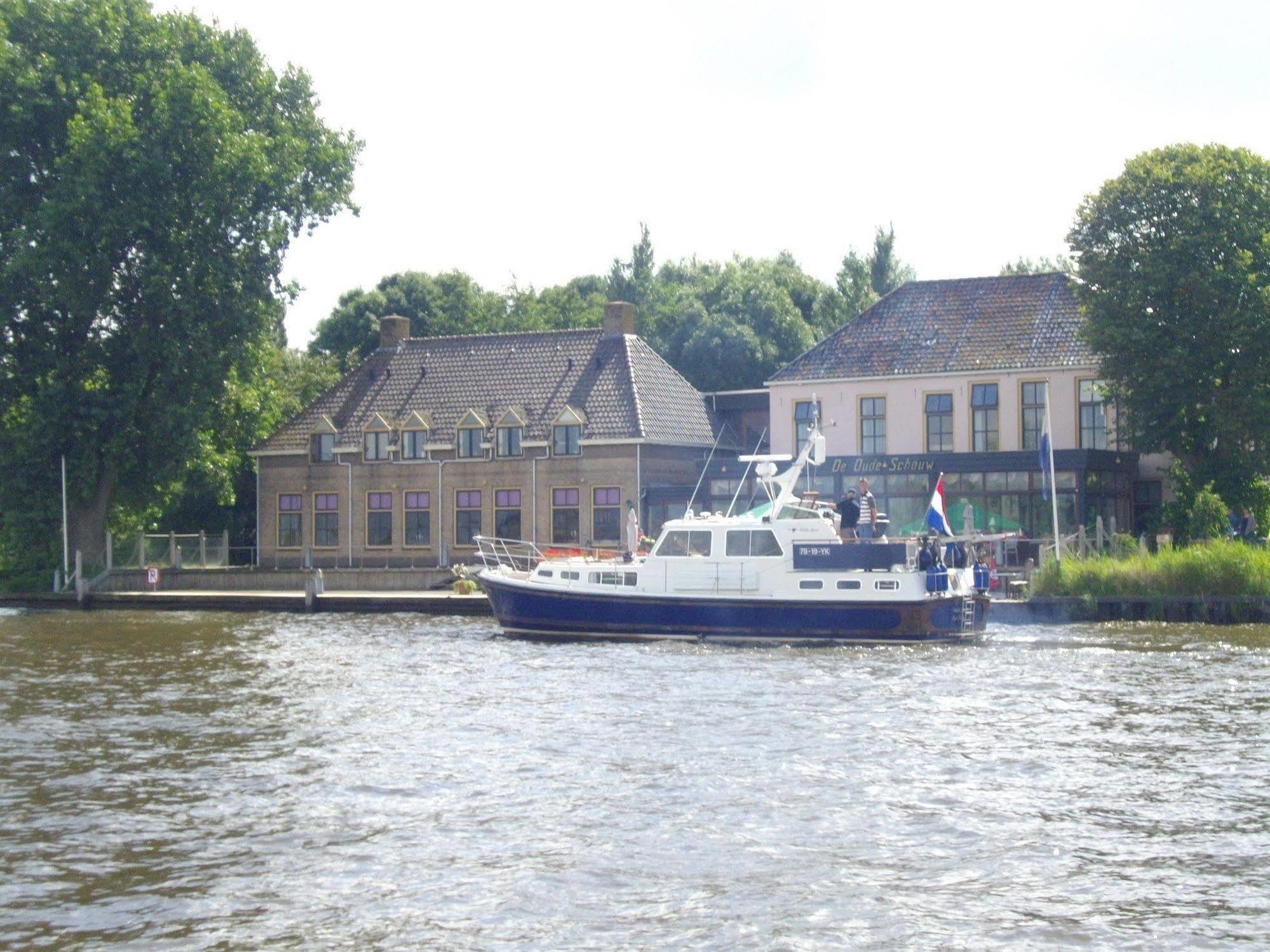 Hotel De Oude Schouw Jirnsum Exterior foto
